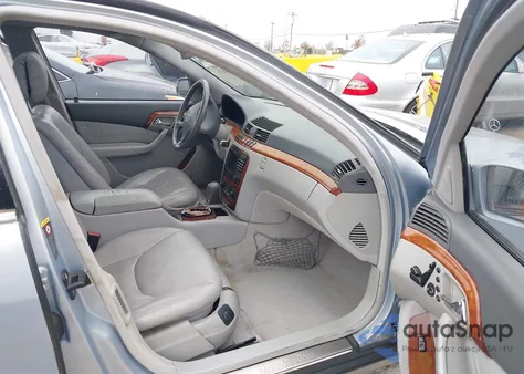 2001 Mercedes-Benz S 430 z USA, uszkodzony, nr VIN WDBNG70JX1A201479